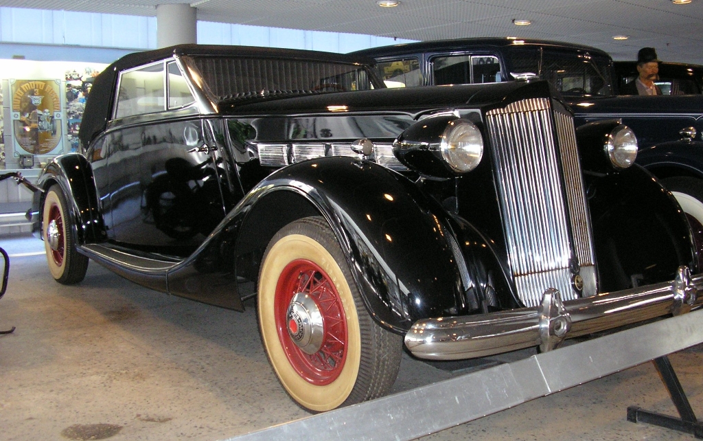 Packard-Super-Eight-1502.jpg